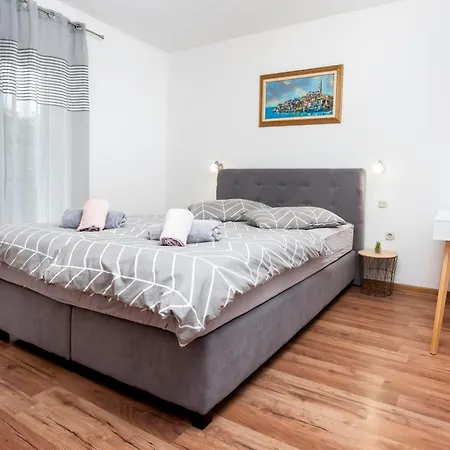 Apartmani Sara-Andrea Rovinj Exterior foto