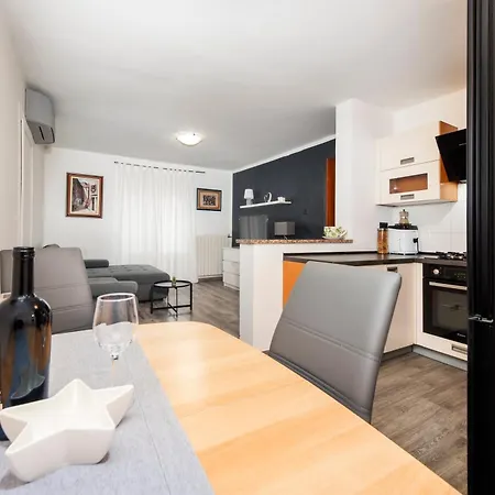 Apartmani Sara-Andrea Rovinj Exterior foto